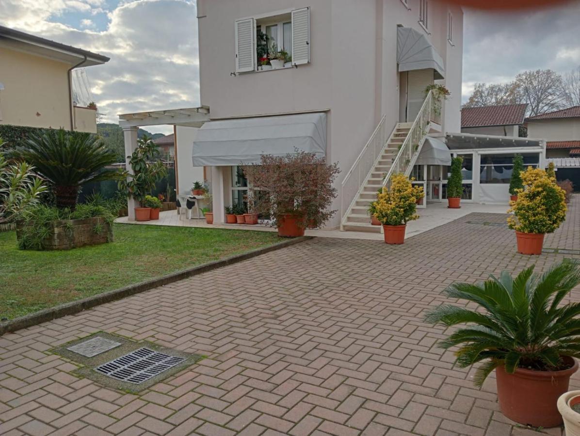 Rta Azzurra - B&B Marina di Massa