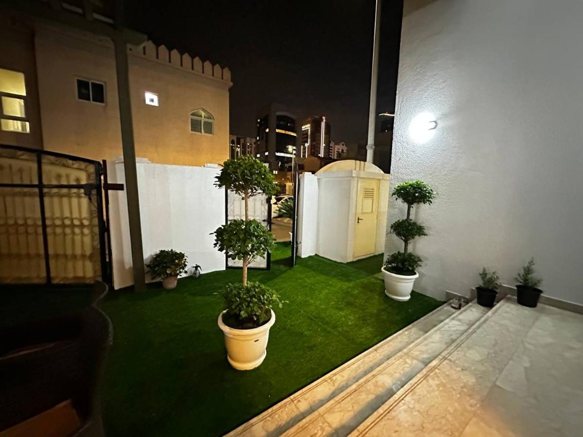 All Villa for rent in Abu Dhabi 7 Rooms near Corniche - B&B