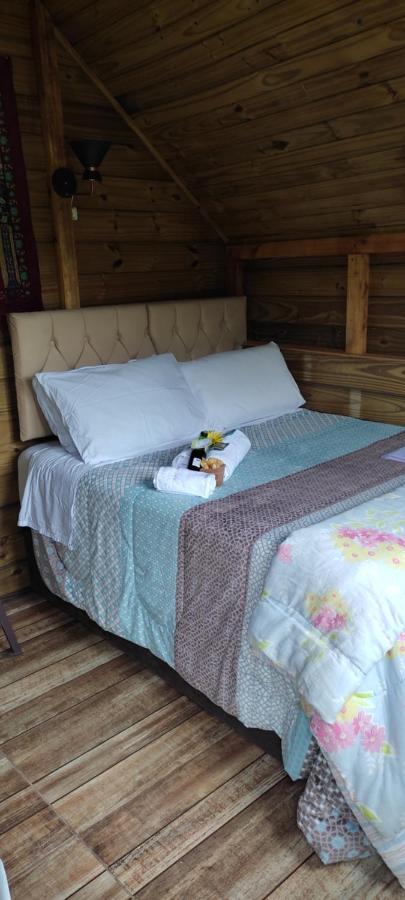 Deluxe Doppelzimmer (2 Erwachsene & 1 Kind)
