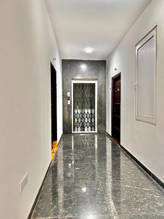 Fully Furnished Mee Homes 2BHK Family Stay with Kitchen & Balcony - Chambres d'hôtes Hyderabad