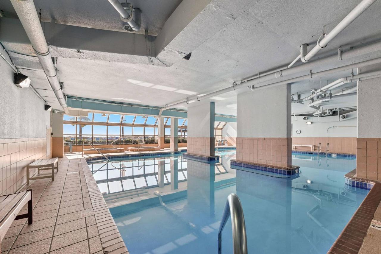 Phoenix V 1105 - B&B Orange Beach