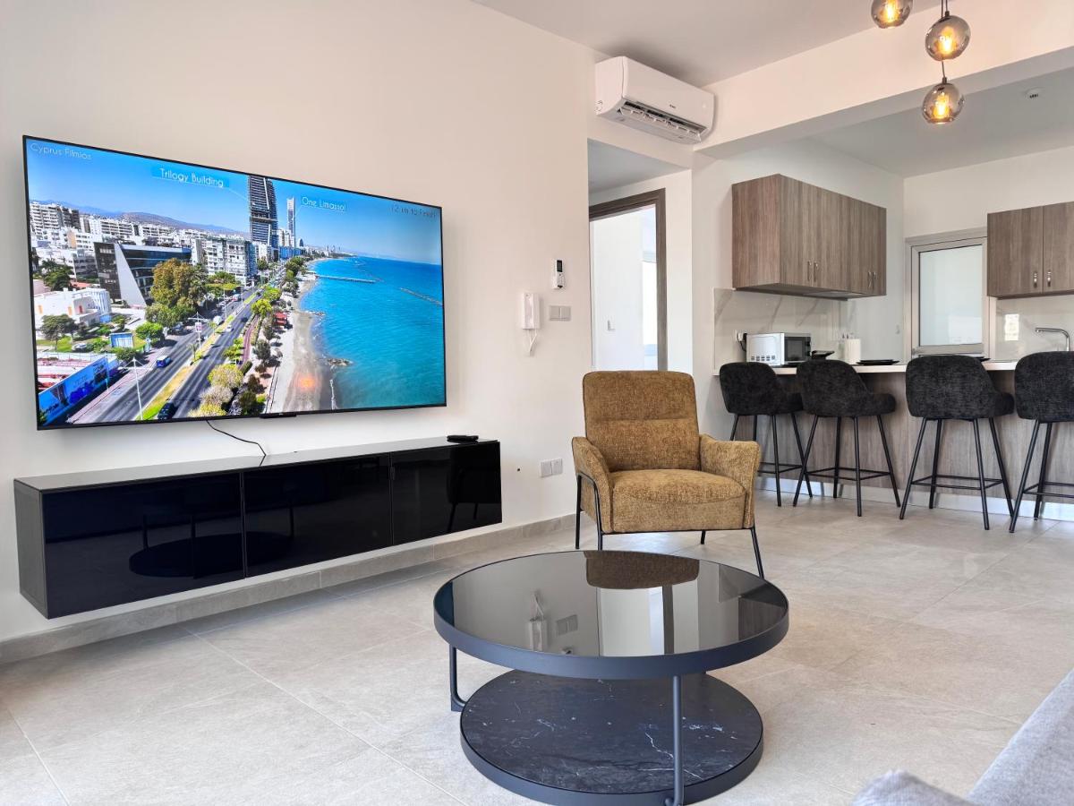 Two-Bedroom Deluxe Apartment