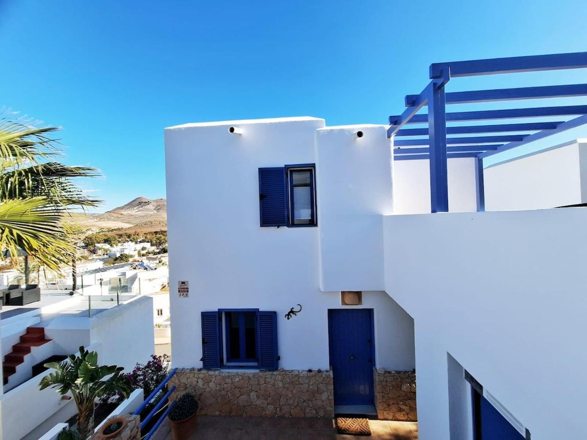 Chalet independiente con piscina, terraza y vistas al mar y montaña - Ferienwohnung San José