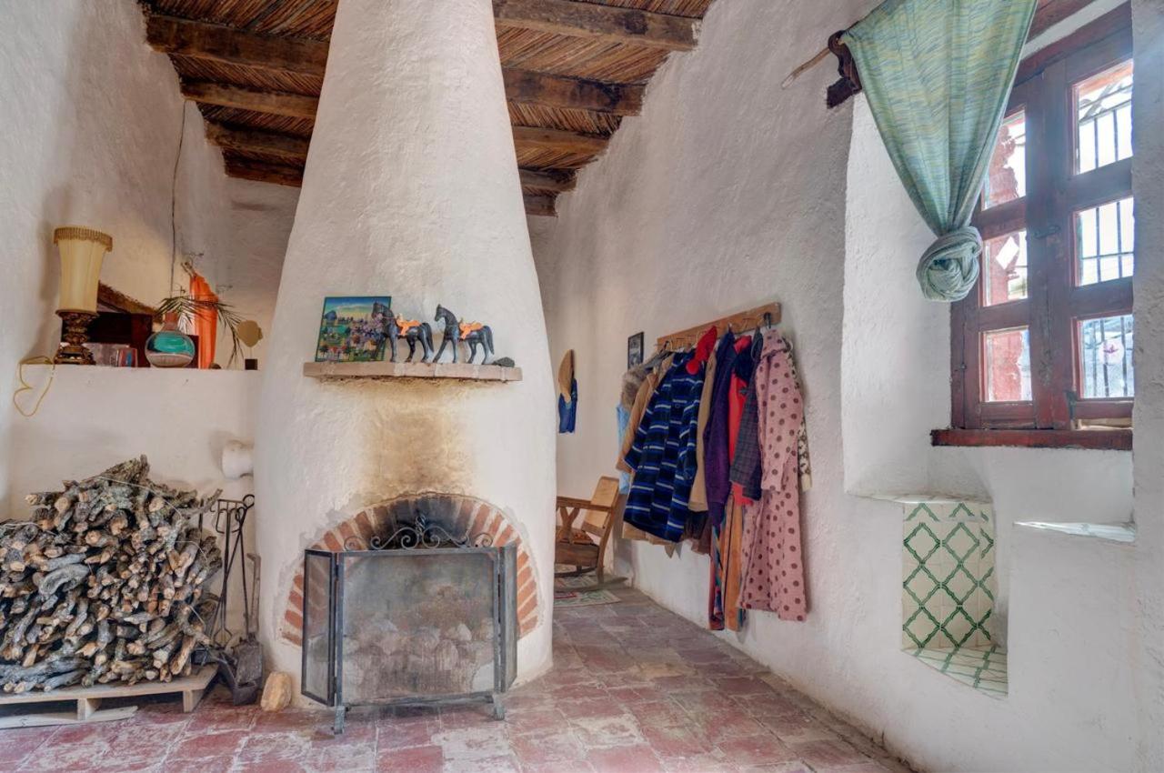 Quadruple Room with Shared Bathroom