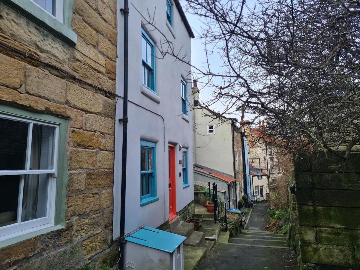 Wavelet Cottage - a Staithes gem - B&B