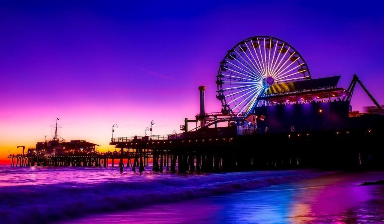 Santa Monica Bright Studio with stunning view - B&B