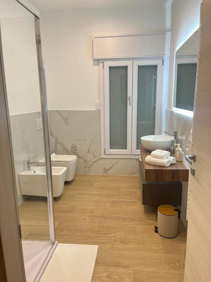 One-Bedroom Deluxe Apartment