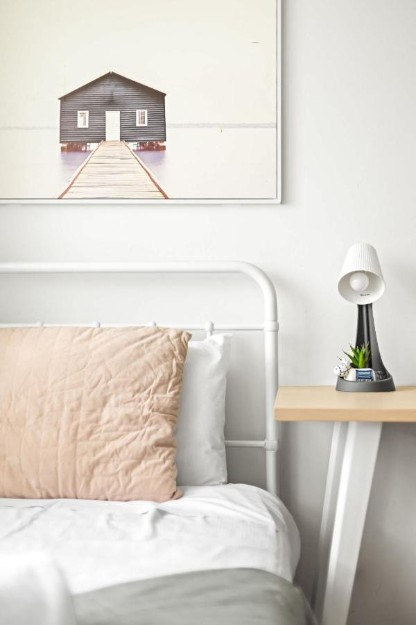 Pleasant Single Room - Prime Location in Carlton with Dining Next Door - Shared Bathroom - Ferienwohnung Sydney
