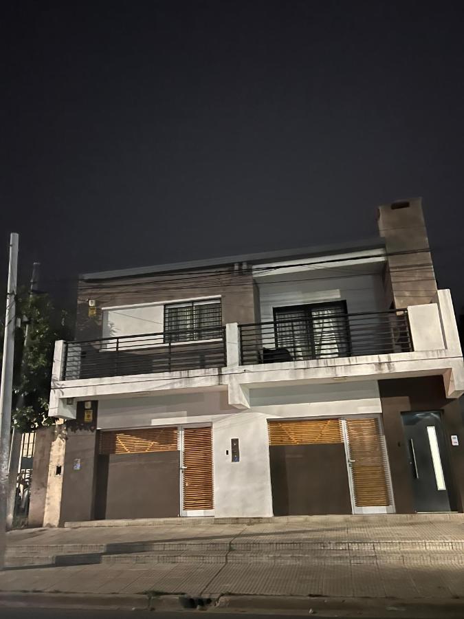 Dpto CORRIENTES, Planta BAJA - Chambres d’hôtes
