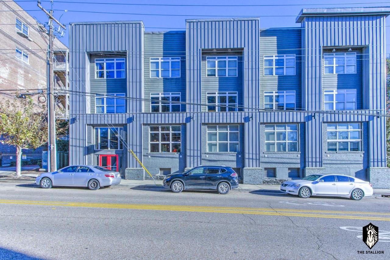 The Stallion #304 - Walk to Museums in Memphis Downtown, Luxe Loft with free gated covered parking - B&B