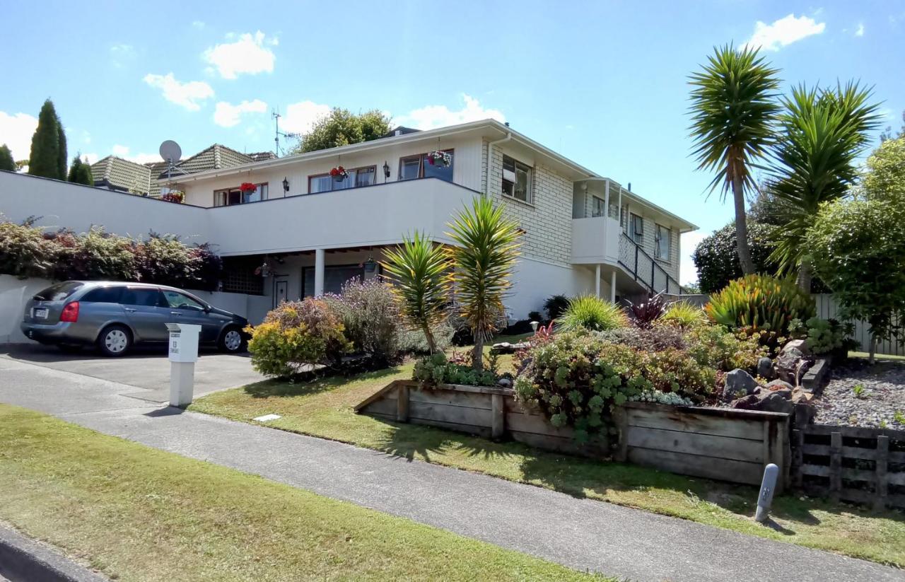 Park View 'Home Away From Home' - B&B Feilding