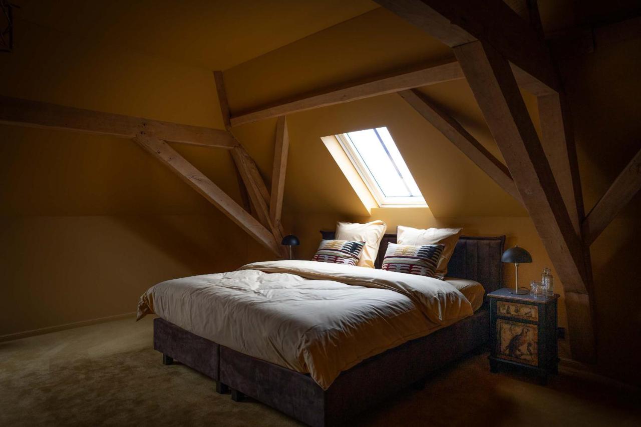 Double Room with Private Bathroom second floor