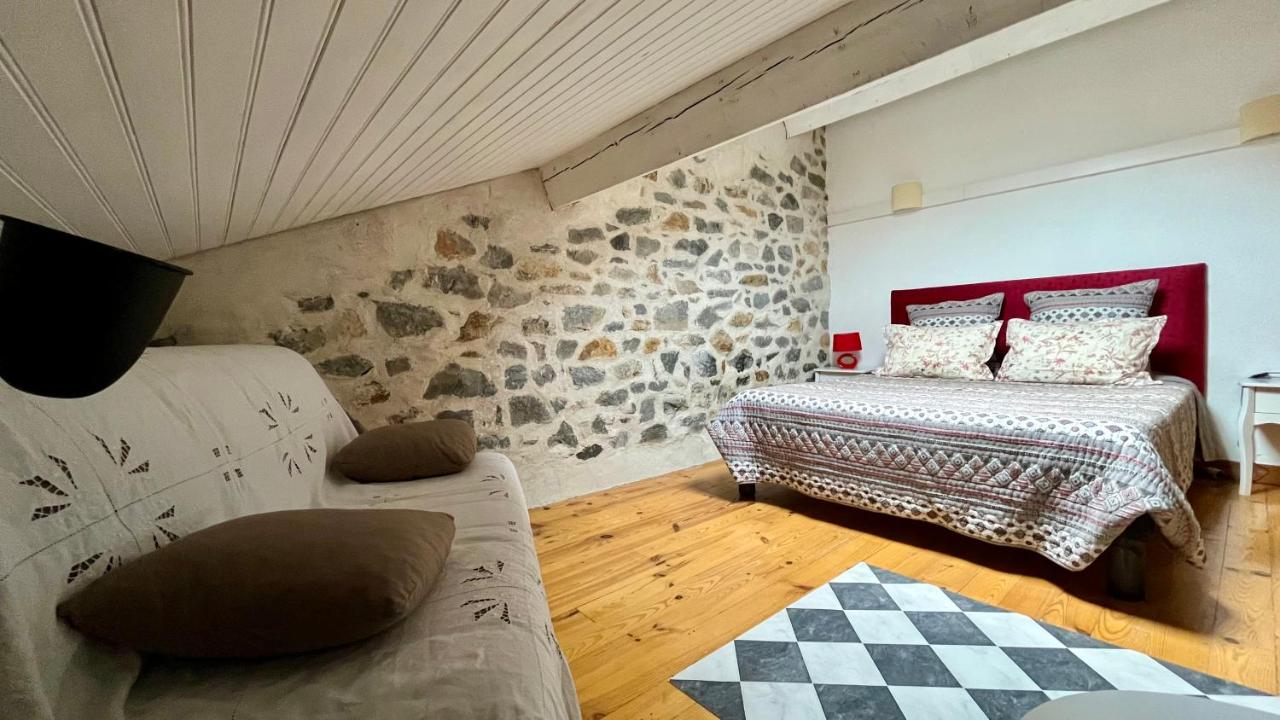 Dreibettzimmer mit eigenem Bad