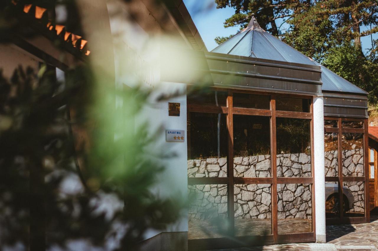 Apartma Frigidum - Bed and Breakfast