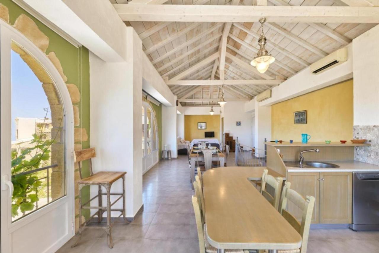 Elaiona Country Home - Ferienwohnung Xamoudochóri