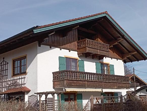 Birgits Ferienwohnung - Bed and Breakfast Gstadt am Chiemsee
