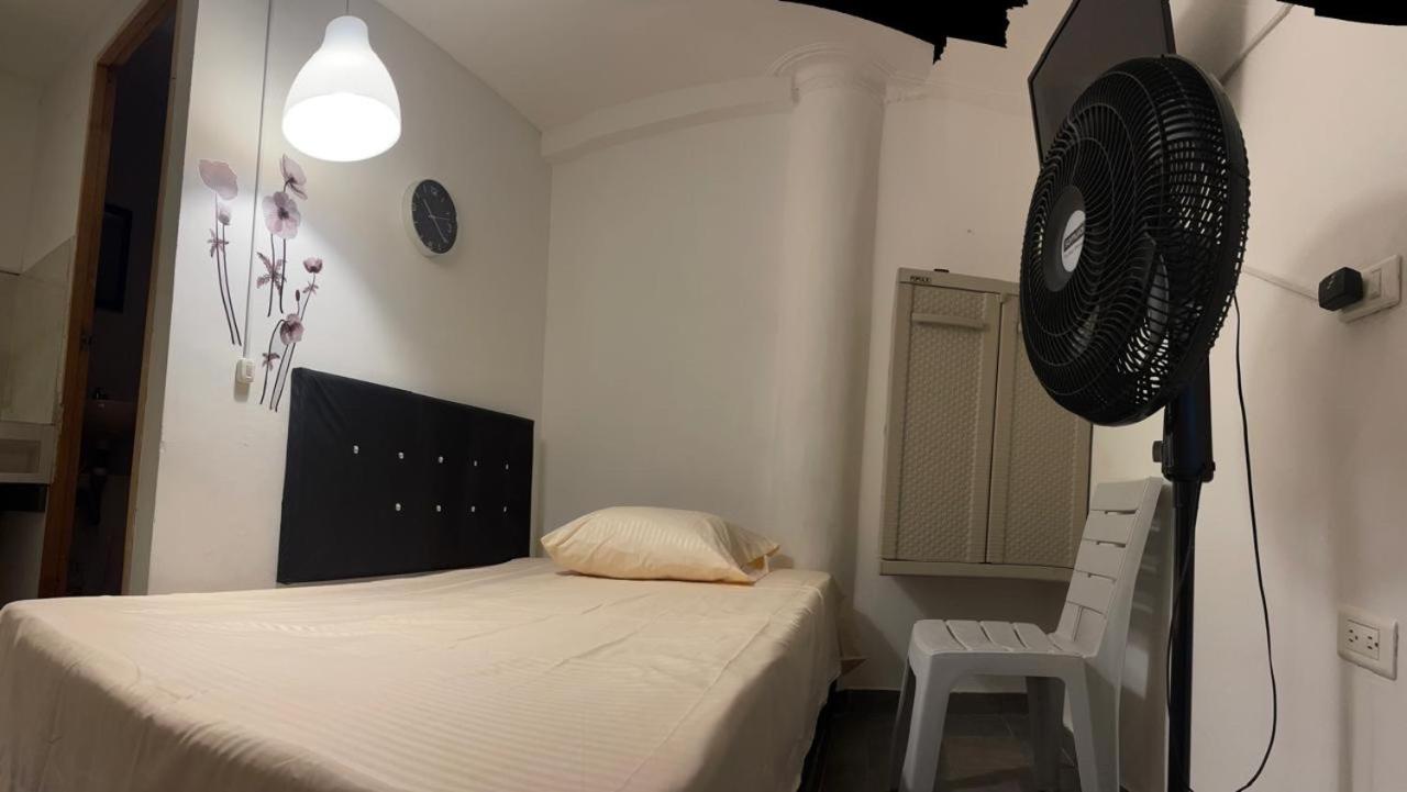 Apartaestudios # 1 interno - Chambres d’hôtes Medellín