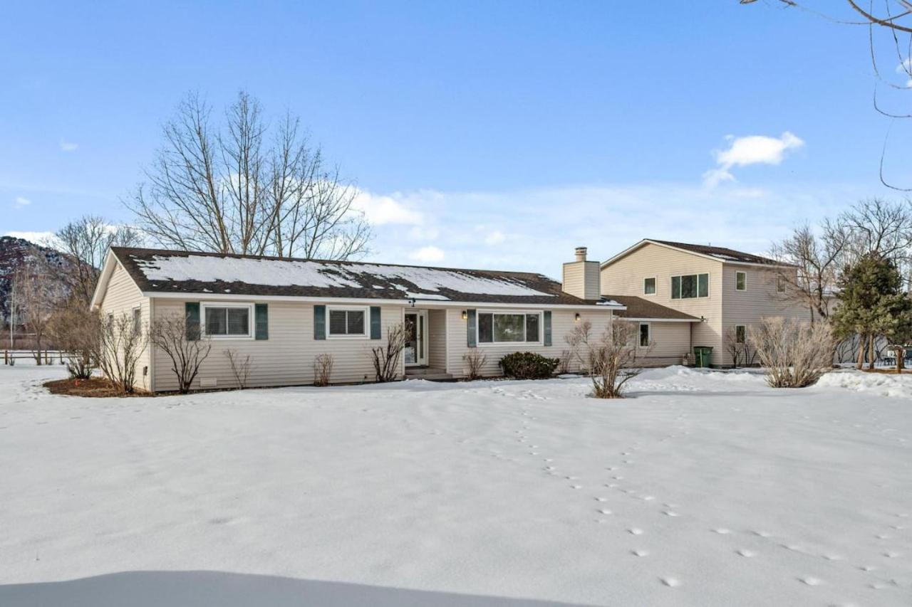 Spacious Secluded 2 Acres Remodeled Walk To Willit - Ferienwohnung Basalt