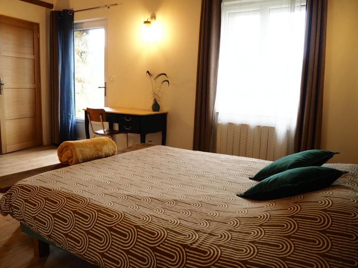 Gite de groupe "Le Réveillon" - Ferienwohnung Neuville-sur-Sarthe