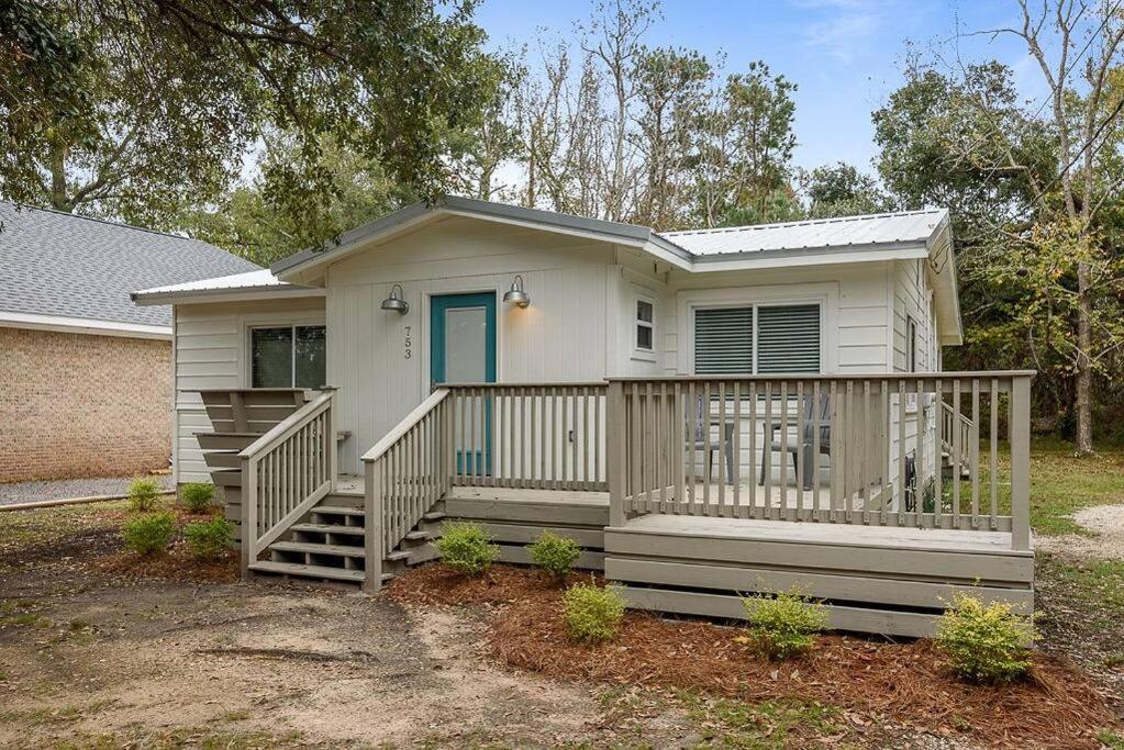 Cottage in the Village - B&B Dauphin Island