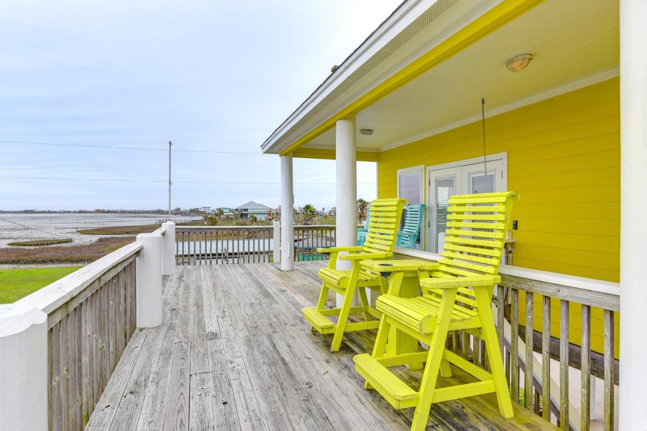 Walk to Beach Bayfront Gilchrist Getaway! - B&B