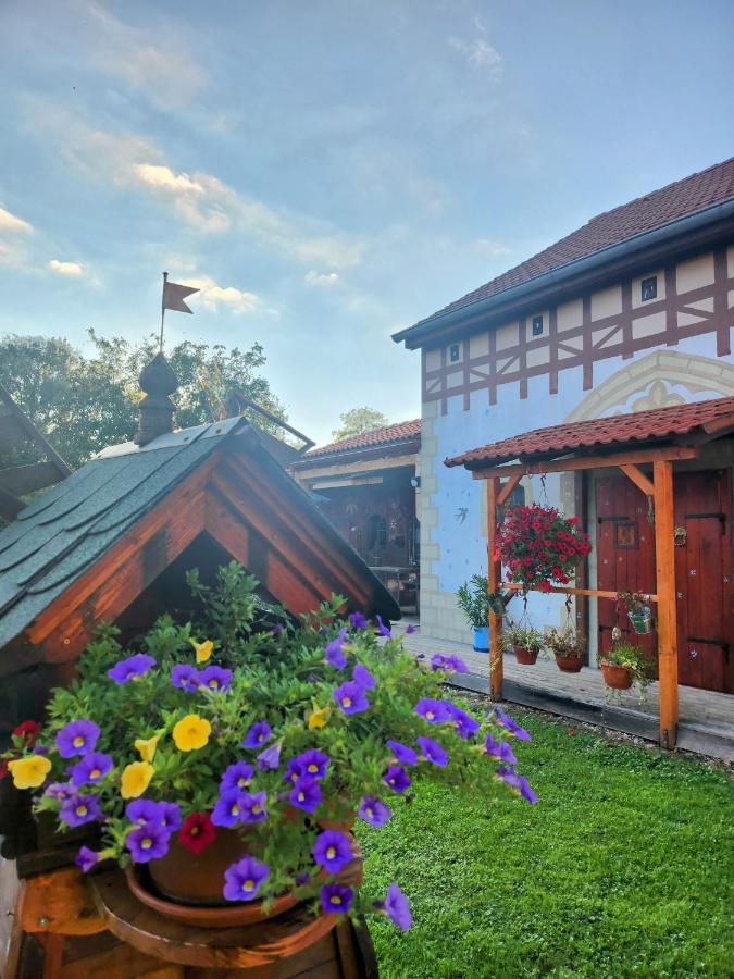 Svatoplukovo království - Bed and Breakfast Štefanová