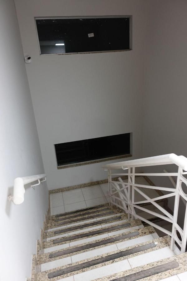 Superior One-Bedroom Apartment