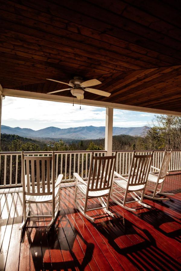 Black Mountain Overlook - B&B