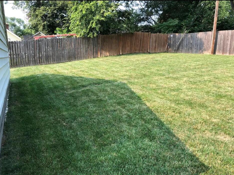 Benson's Cozy 3-BR Retreat with BBQ Grill - Bed and Breakfast Omaha