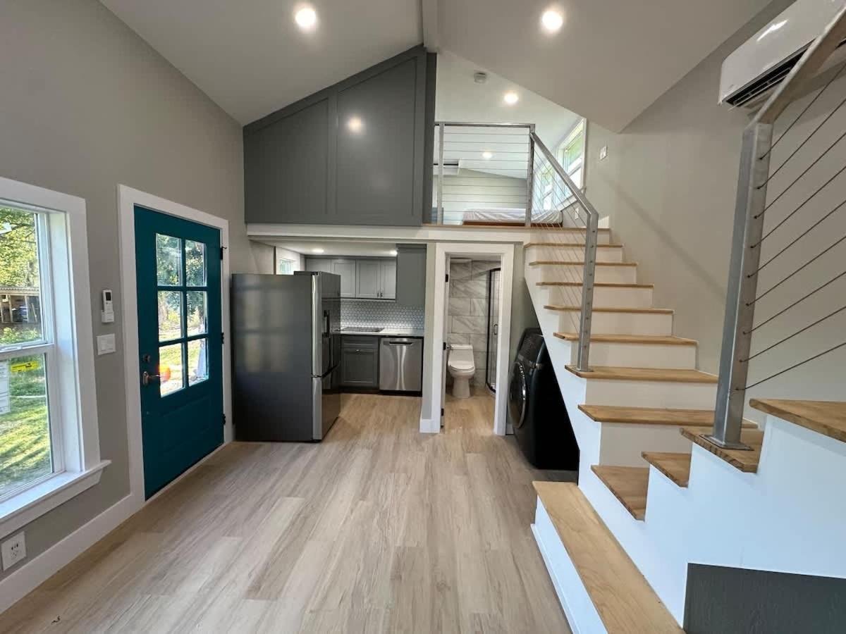 Shared room in Shared Luxe Tiny Home - B&B Austin