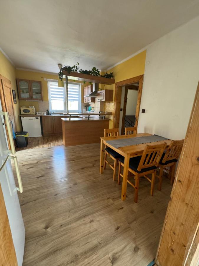 Apartmán s parkováním - Chambres d’hôtes