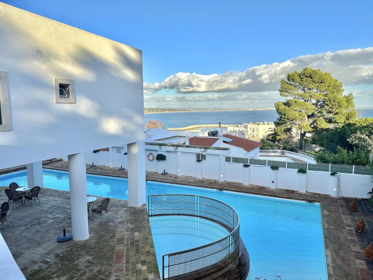 DUPLEX COM VISTA MAR E SOLARIO PRIVATIVO 6 Px - B&B Lagos