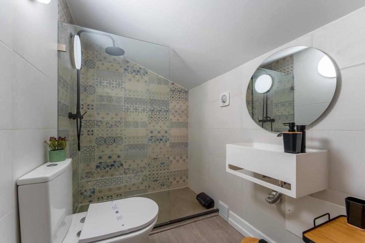 Double bunk room with 2 beds, Private external bathroom.