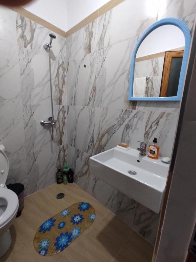 Dino Guest House - Bed and Breakfast Gjirokastër