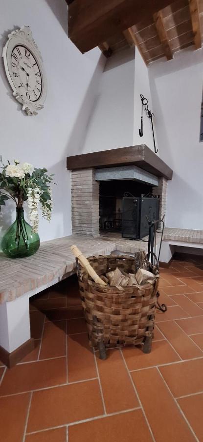 Lajatico Rentals - Casa di Alice nel Borgo - Chambres d'hôtes Lajatico