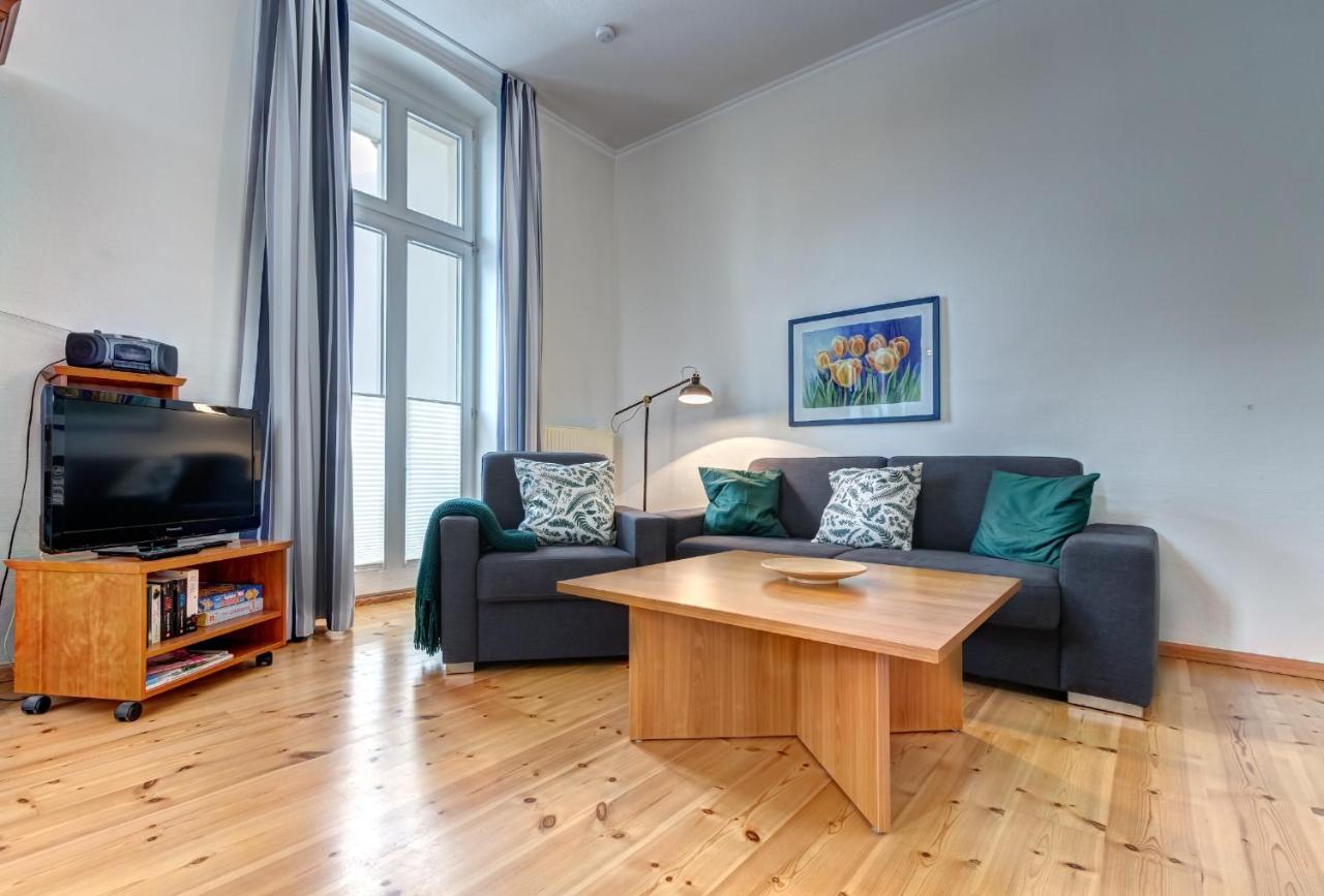 Villa Ahlbeck - Ferienwohnung Kühlungsborn - B&B Ahlbeck