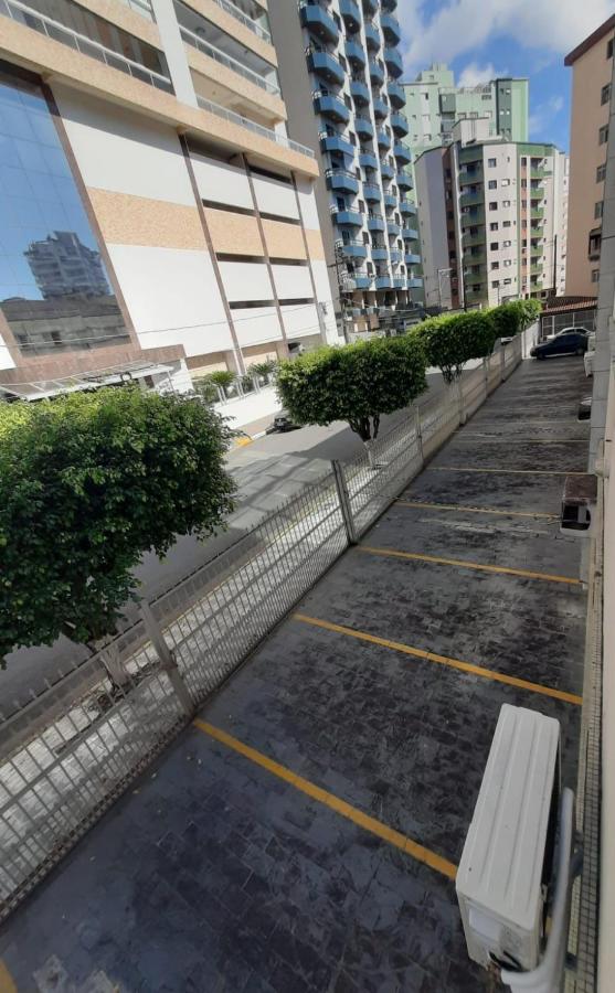 Apartamento 100 metros da praia na Guilhermina Praia Grande - B&B