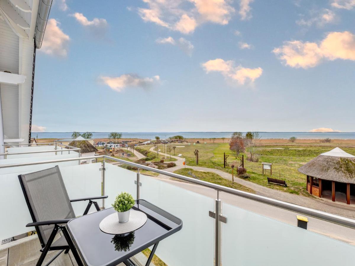 Haus Achterwasserblick FeWo 2 - Bed and Breakfast Loddin