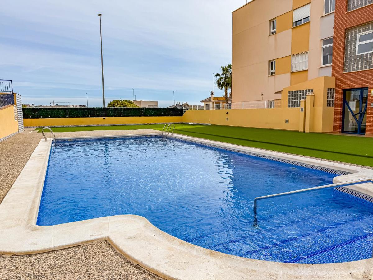 Apartamento con Terraza, Piscina y Parking By Aloha Palma - B&B Águilas