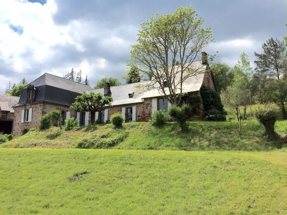 Maison accueillante avec vue sur le jardin à Villac - B&B