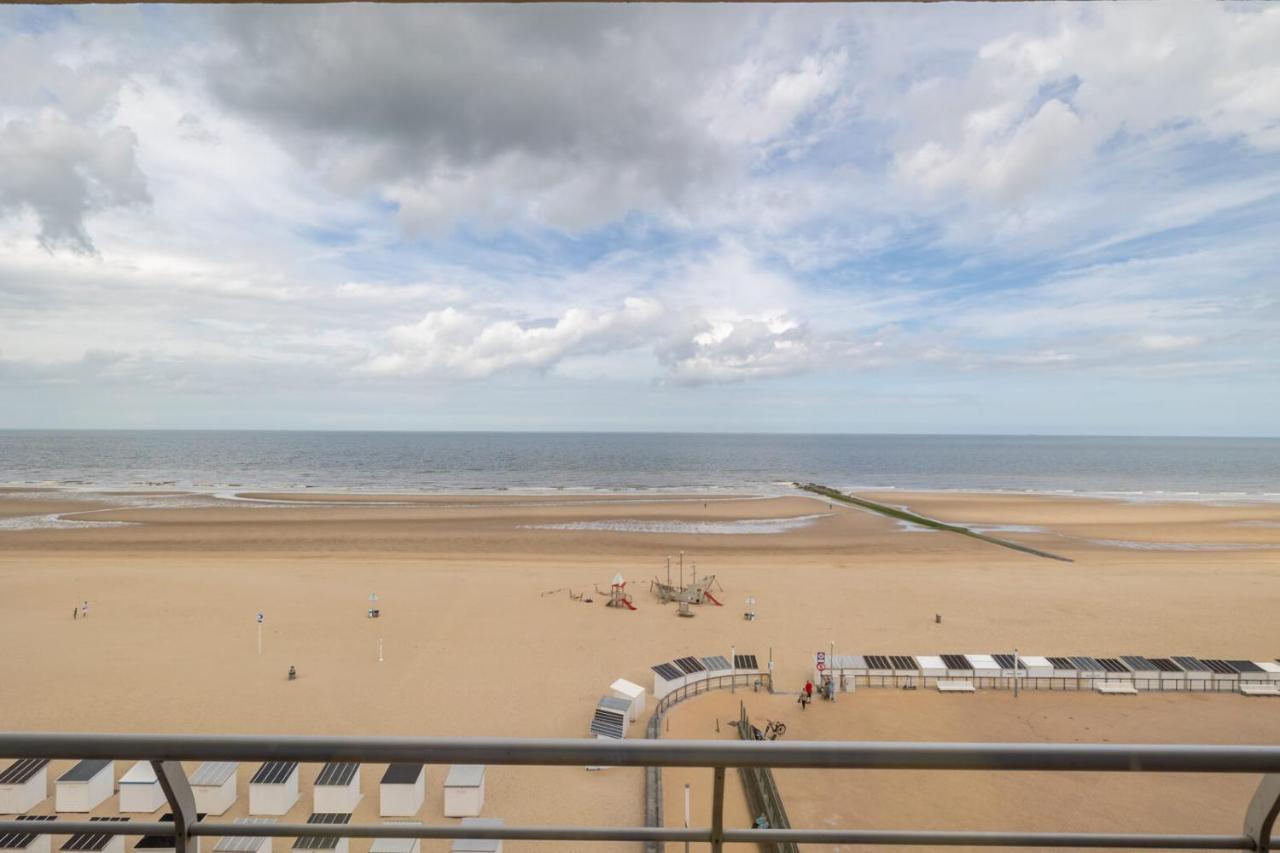 Spacious 2-Bedroom Apartment with Breathtaking Sea View T68 - Ferienwohnung