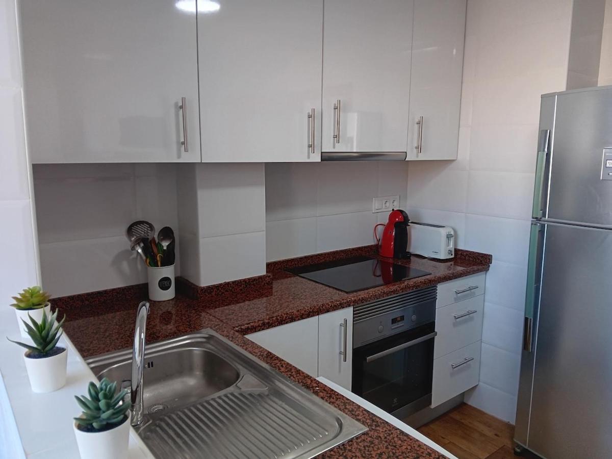 Apartamento con piscina y pista de tenis a un paso de la playa - B&B El Campello