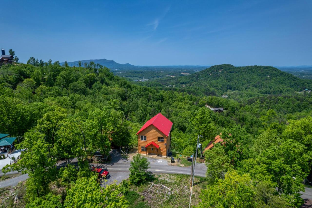 Chasing Views - B&B Sevierville