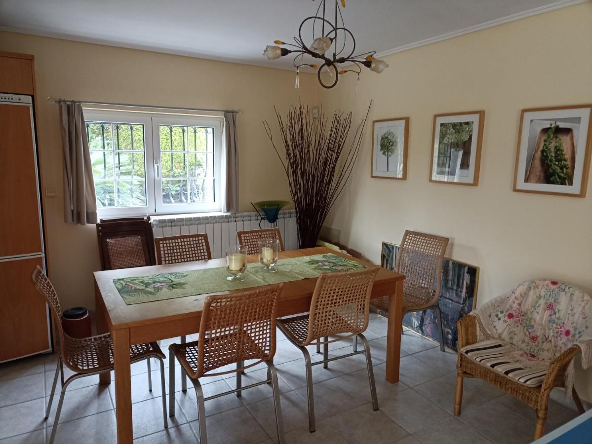Cosy garden house in a villa - B&B Palaiá Fókaia