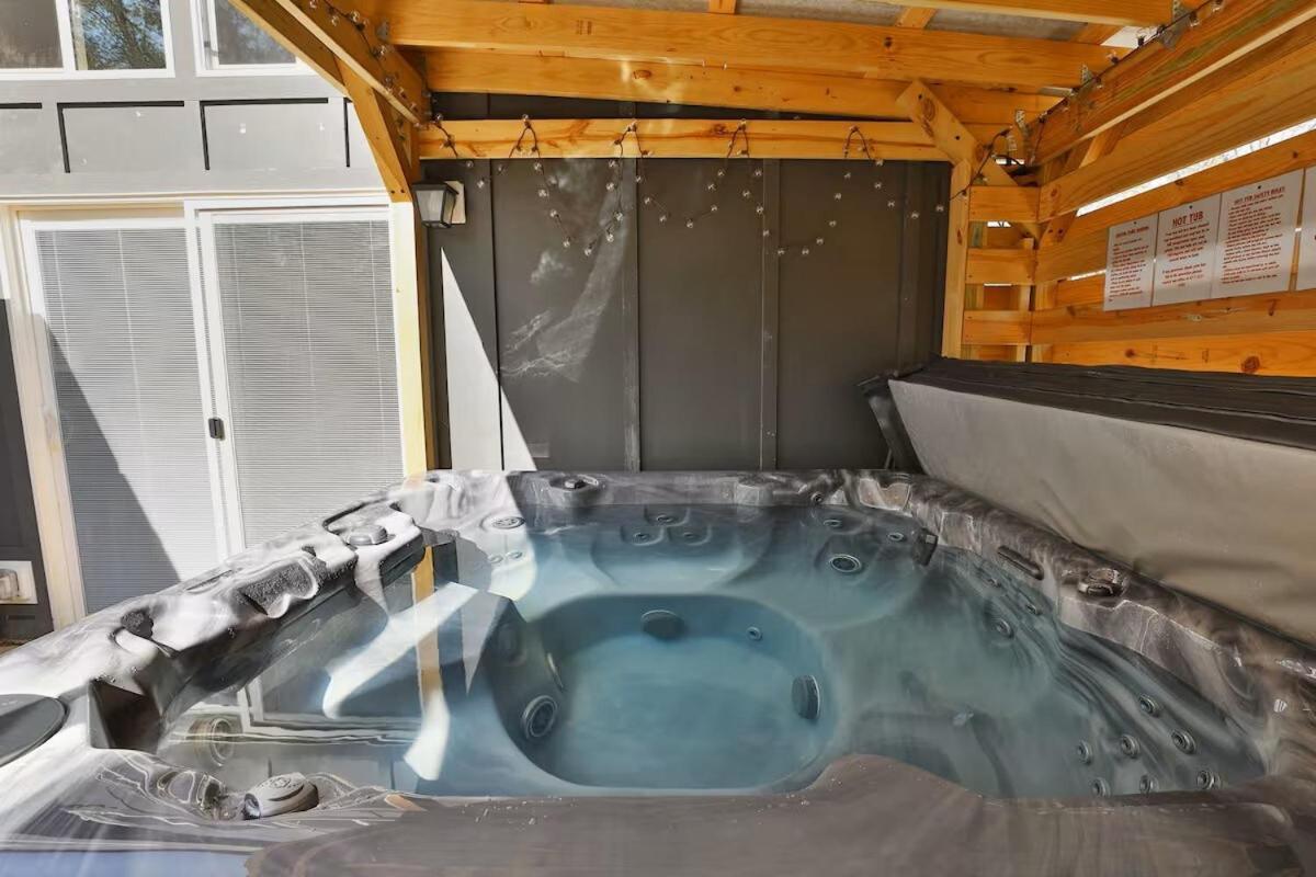 New listing-- Hocking Hills Modern Cabin - Chambres d’hôtes Logan