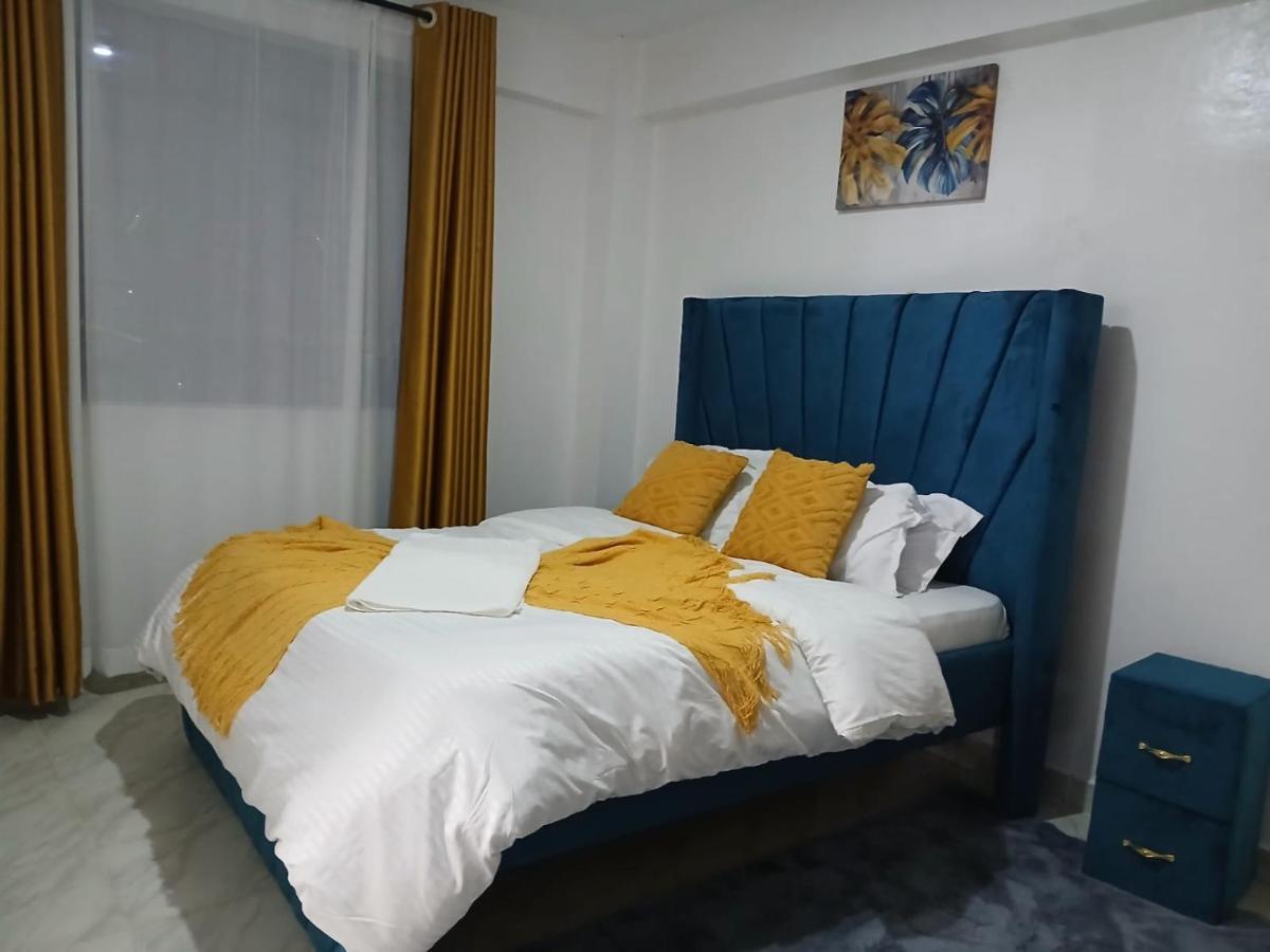 Modern 2 Bedroom with Master Ensuite & Mount Kenya Views - Nanyuki CBD at MG's Mountain Nest - B&B Nanyuki