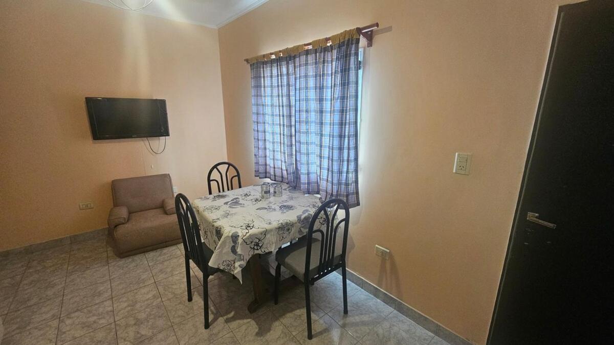 Departamento cerca de Aeropuerto - Bed and Breakfast