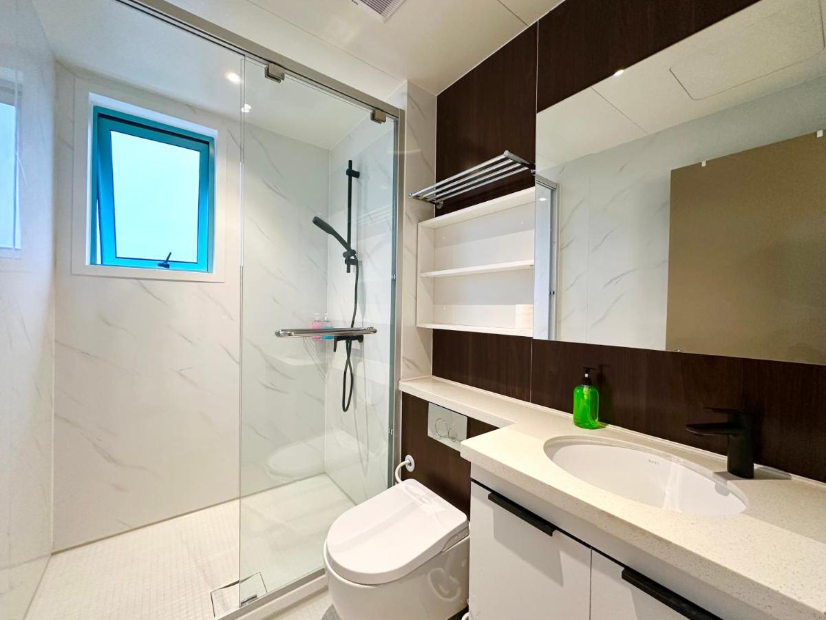 Apartamento de 2 dormitorios con balcón y vistas al mar