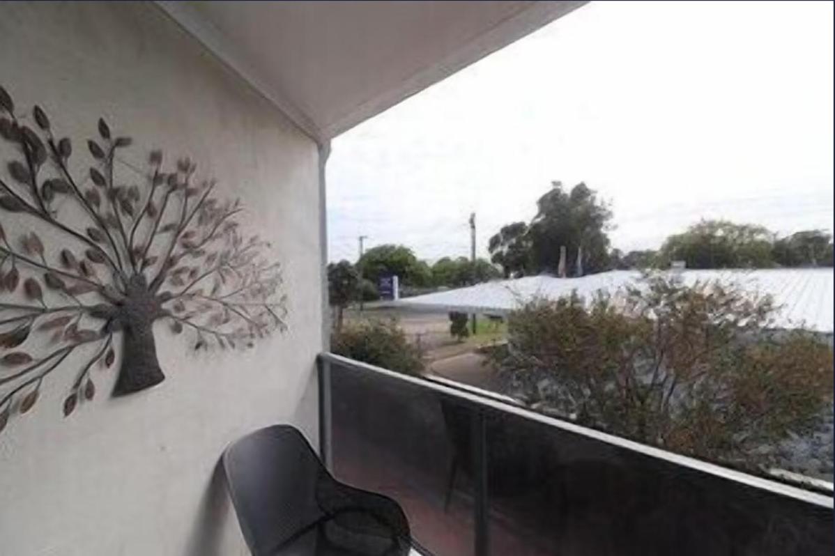 Unit 2 at 36 Maurice Avenue - Bed and Breakfast Mallacoota
