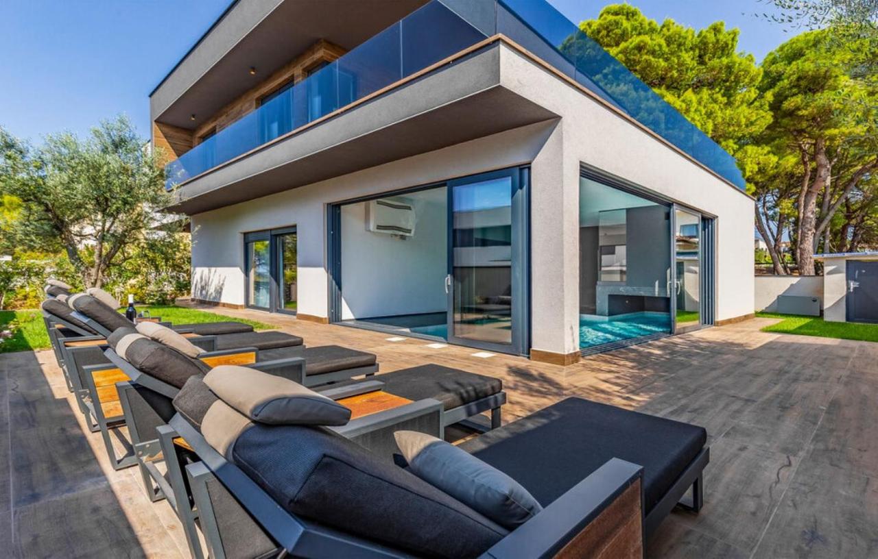 Palatium III - sea view - B&B Fažana